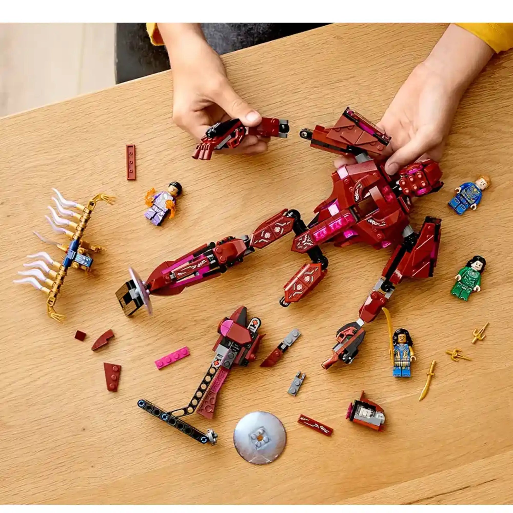 LEGO Marvel 76155 In Arishems Shadow