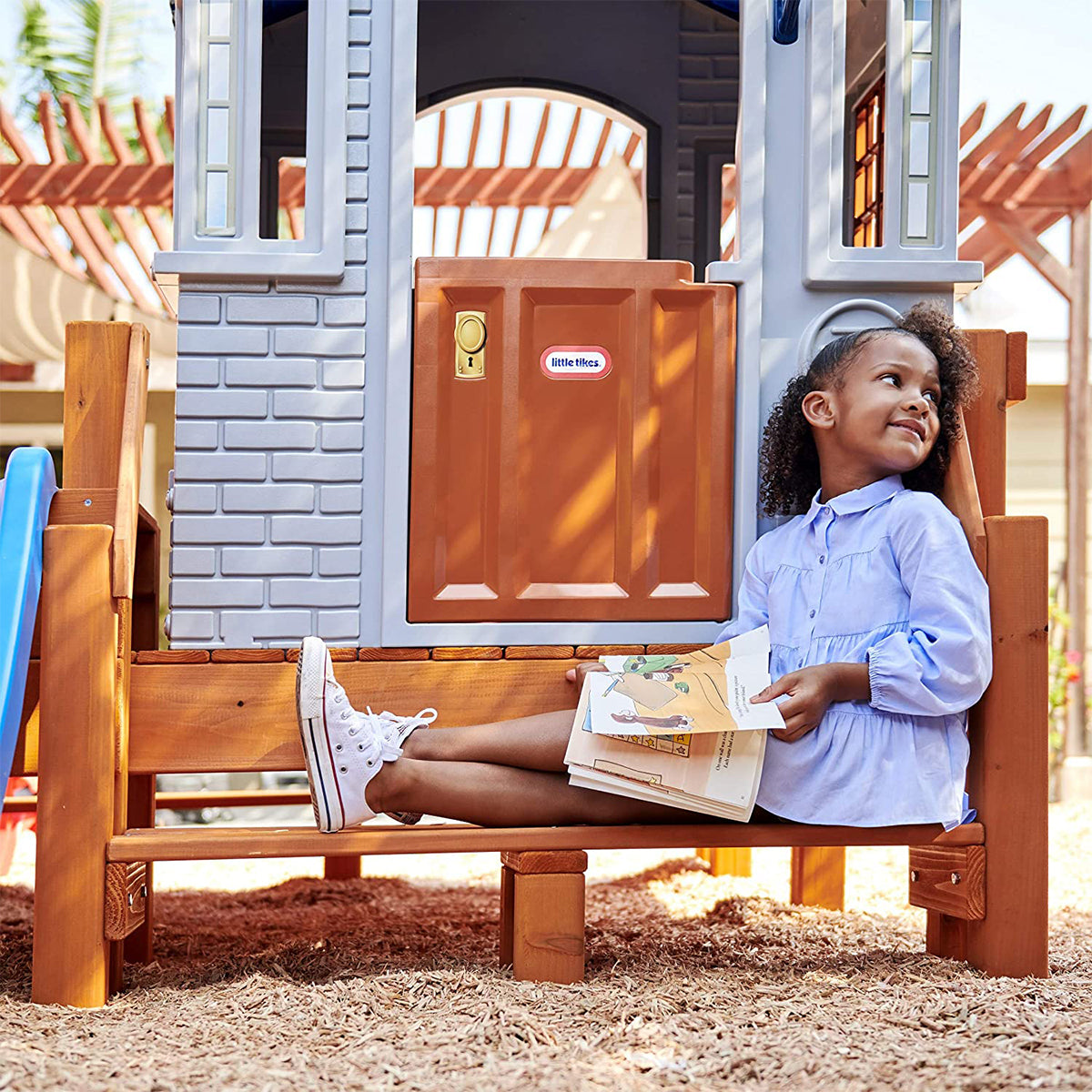 Little Tikes Real Wood Adventures Chipmunk Cottage