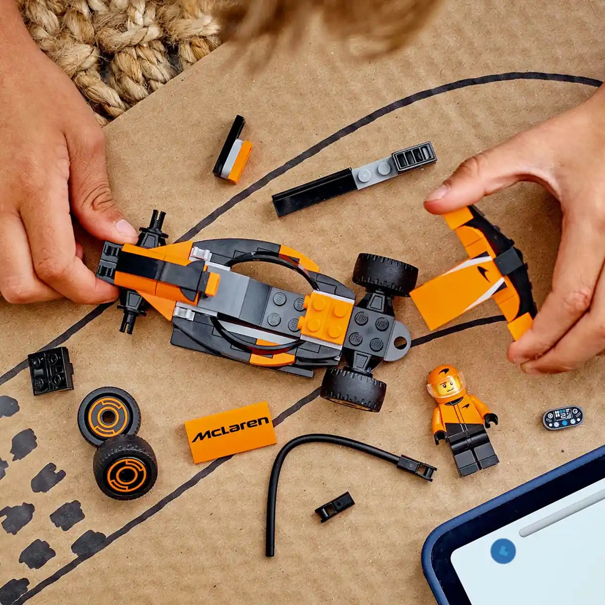 LEGO City LEGO 60442 F1 Driver with McLaren Race Car