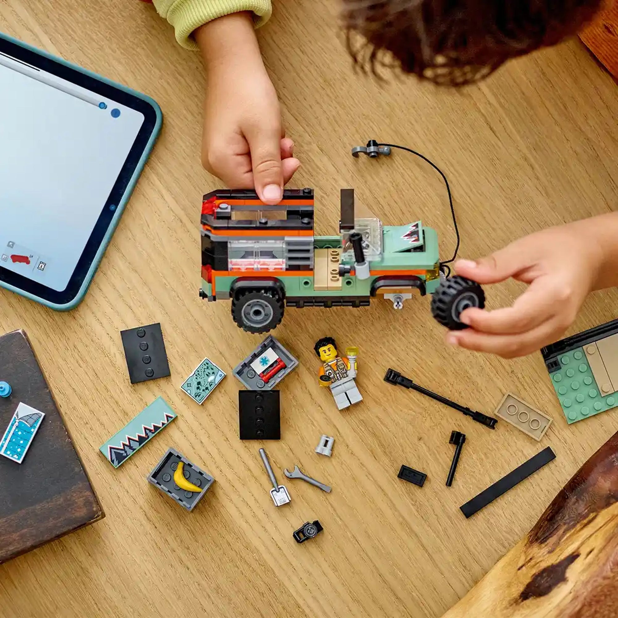 LEGO City LEGO 60447 Off-Road 4X4 Mountain Truck