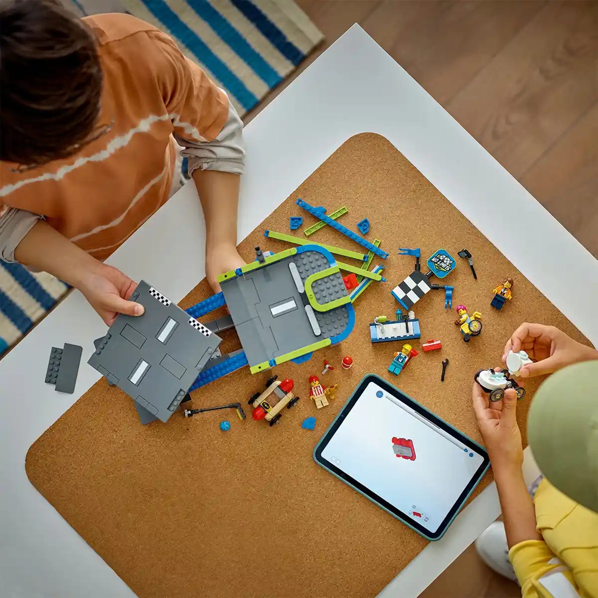 LEGO City LEGO 60460 No Limits: Race Car Ramp Track