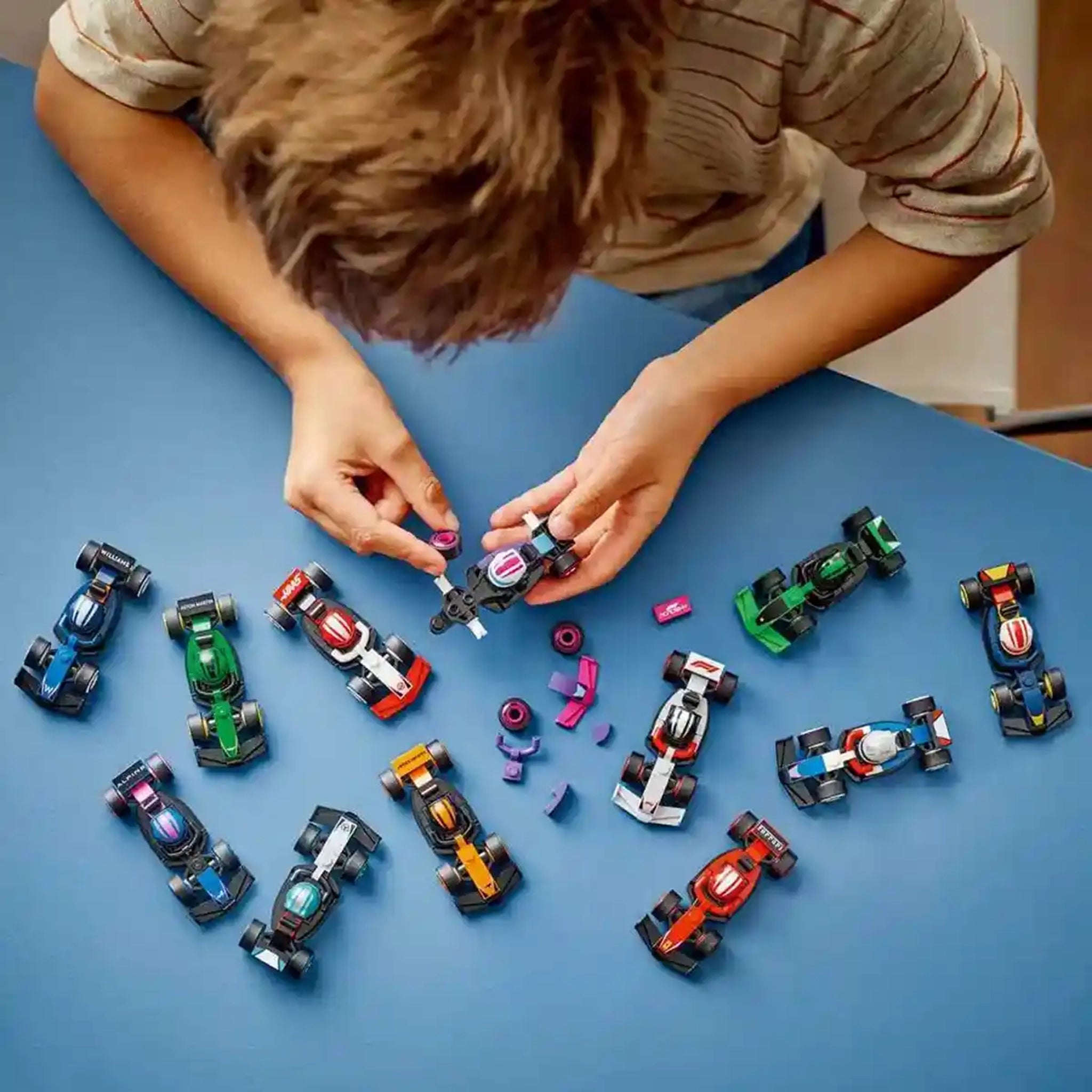 LEGO F1® Mini Race Collectible Race Cars 71049