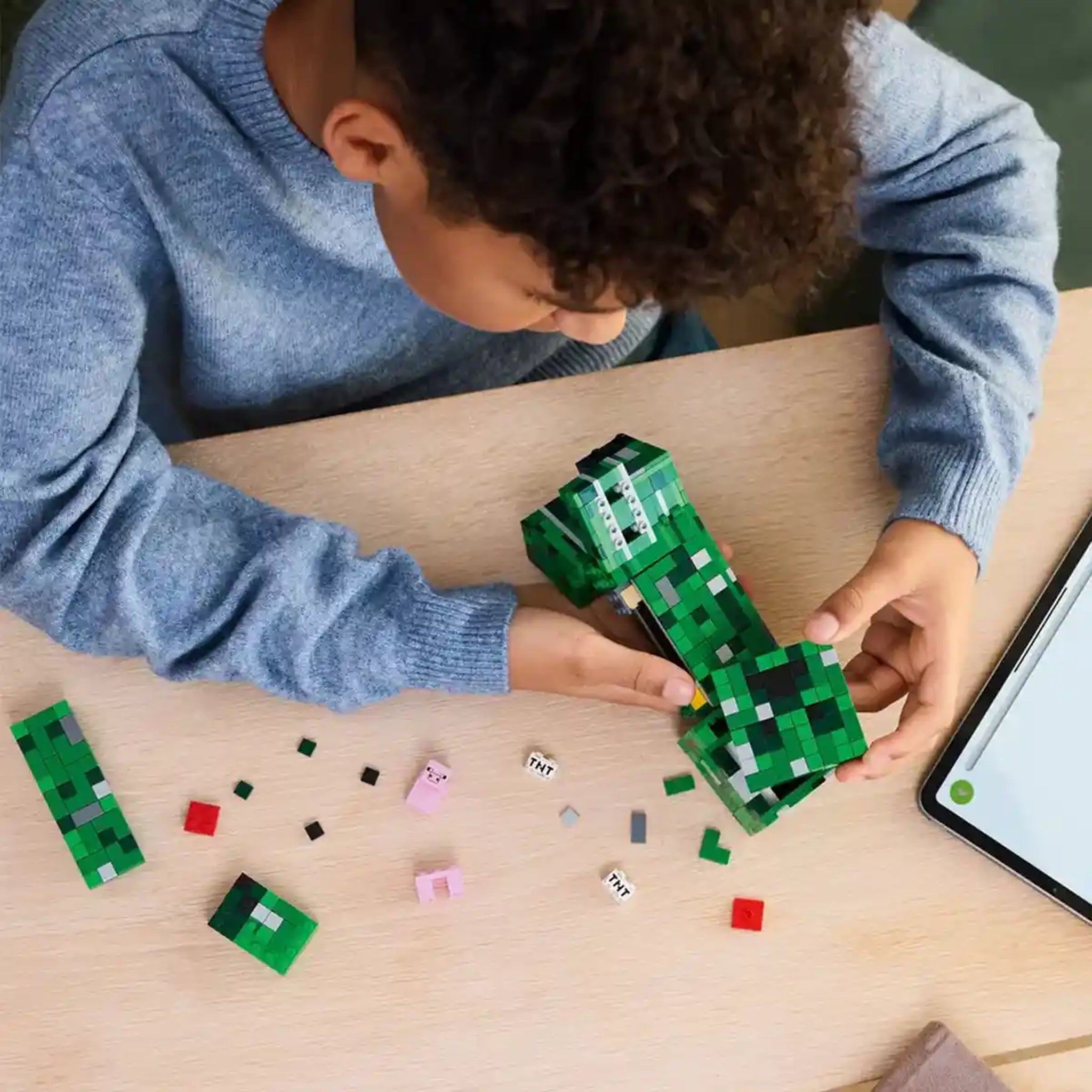 Lego Minecraft  The Creeper™ V29 21276