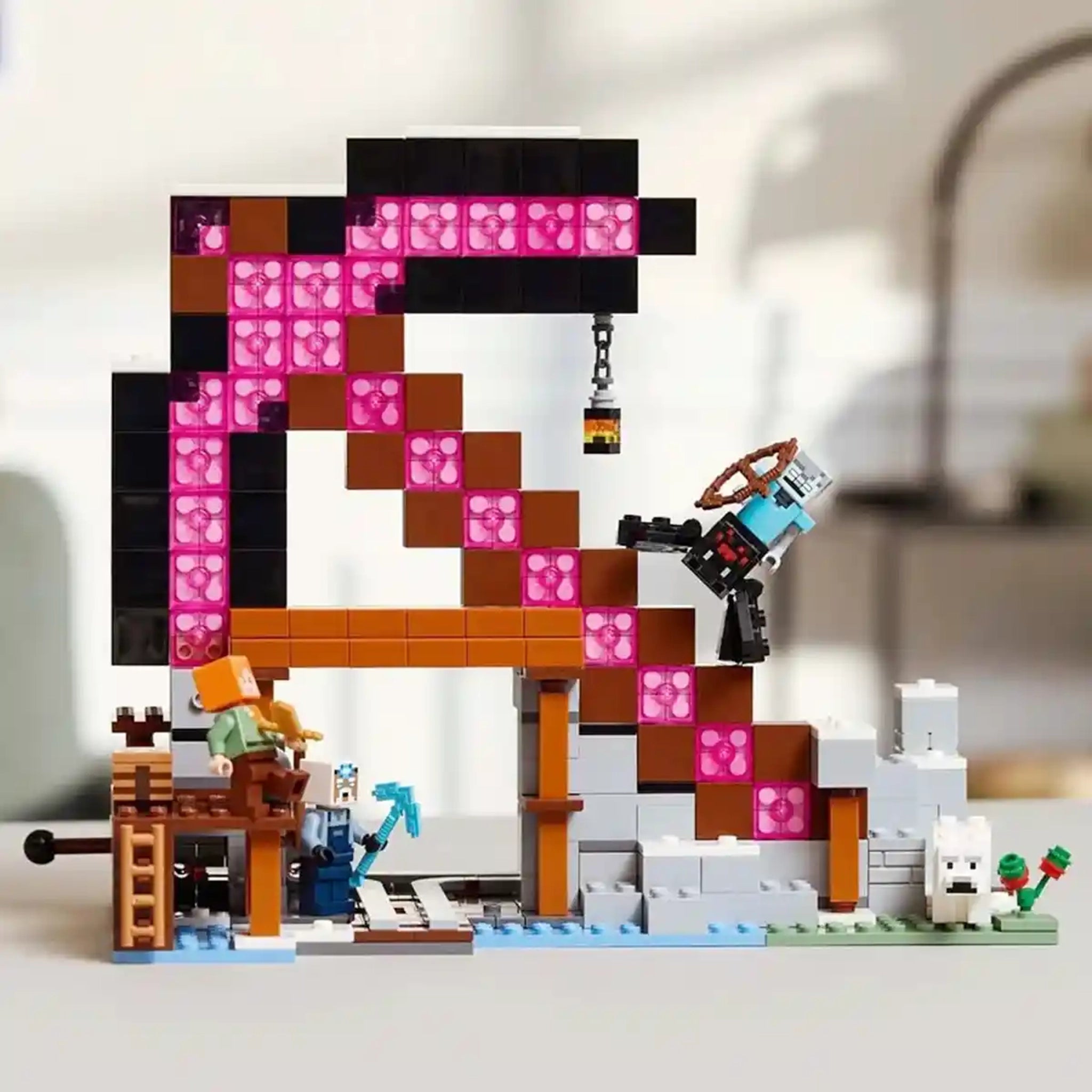 Lego Minecraft  The Pickaxe Mine V29 21277