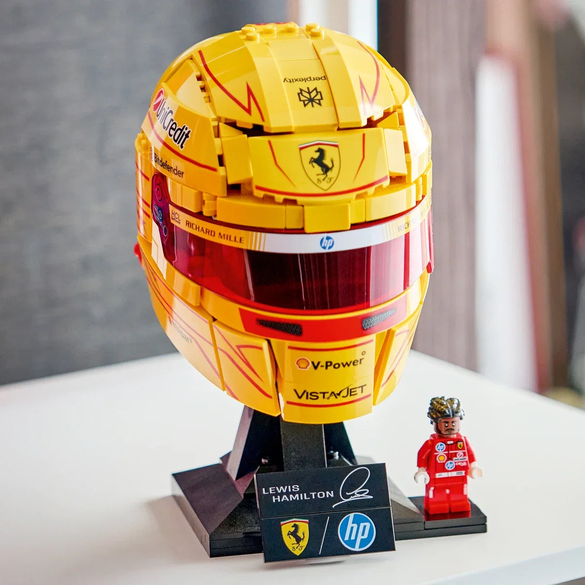 LEGO SPECIAL EDITION Scuderia Ferrari HP Lewis Hamilton Helmet 43022 V29 14+