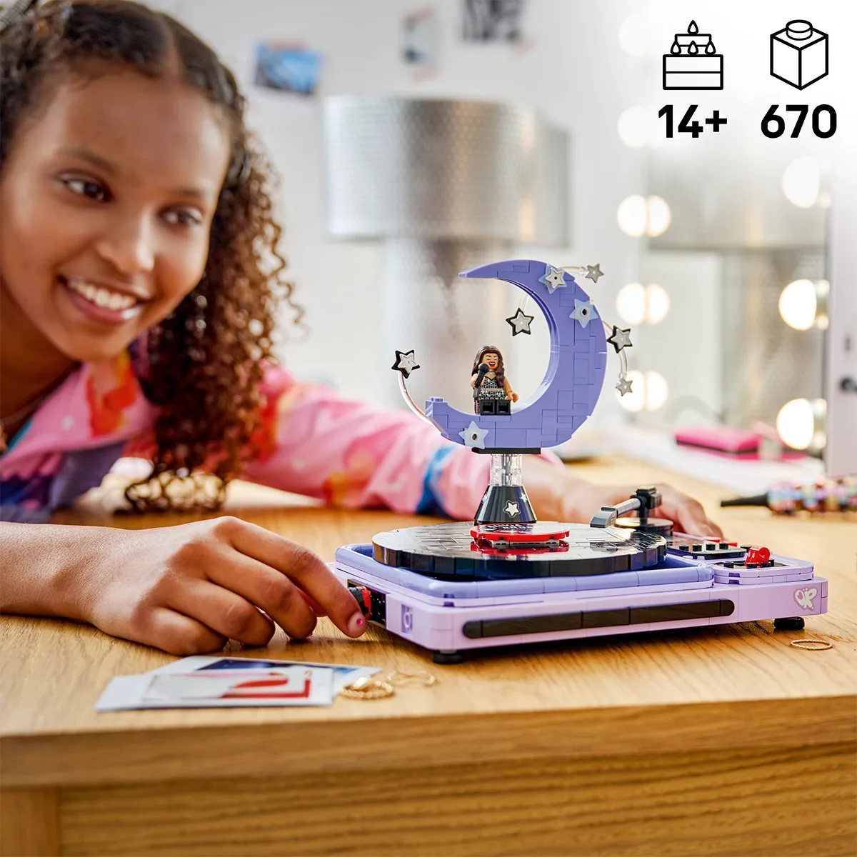 LEGO Editions Music Olivia Rodrigo's Concert Moon-43029