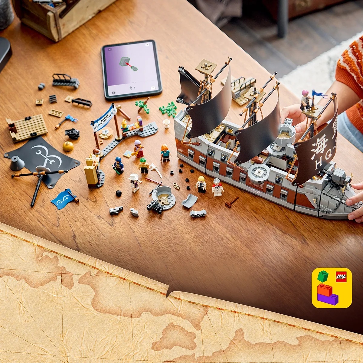 LEGO One Piece Garp's Marine Battleship-75646
