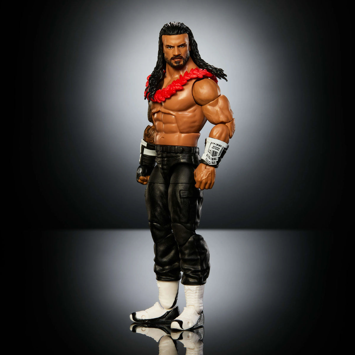 WWE ELITE ROMAN REIGNS