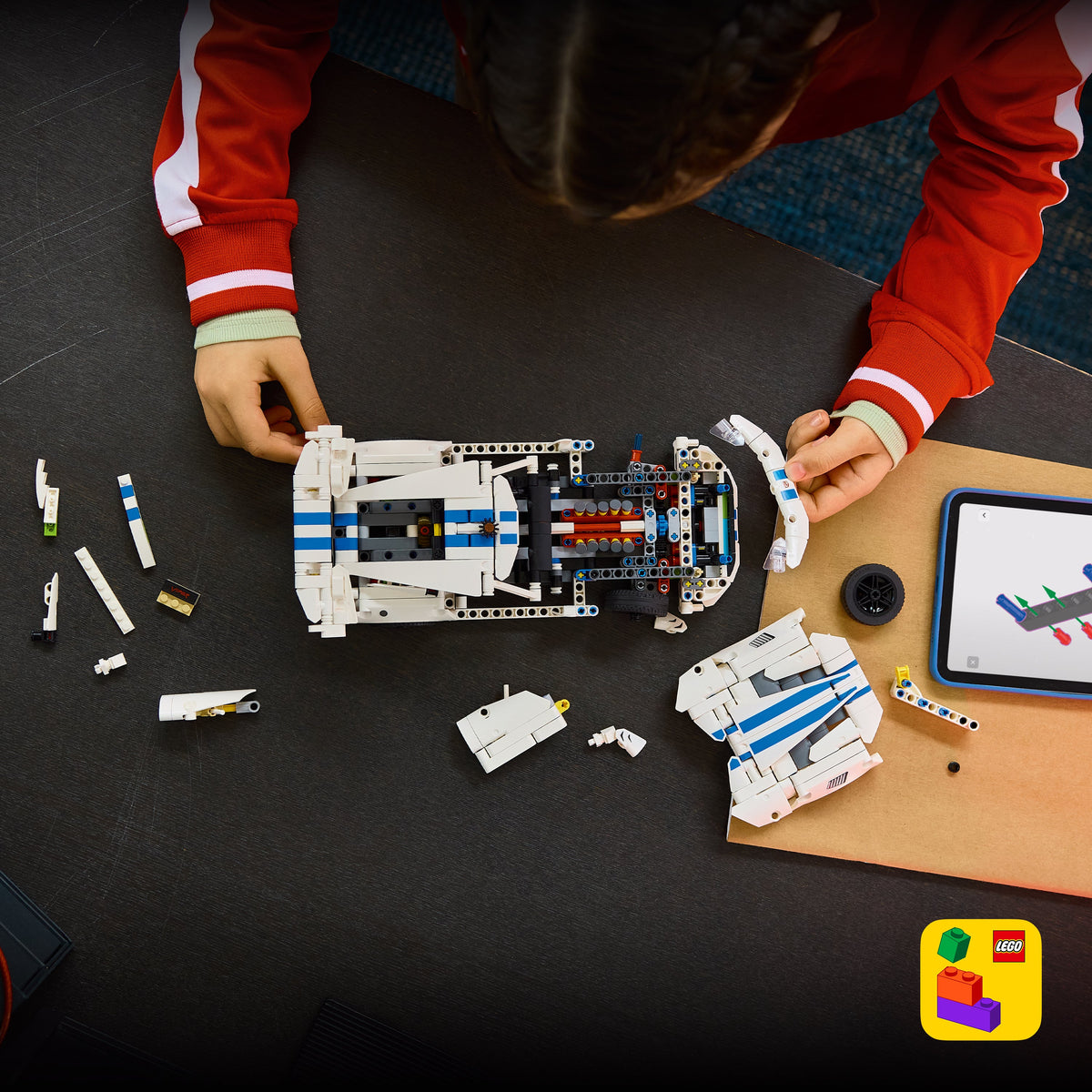 LEGO Technic 42234 Dodge Viper GTS-R Sports Car (10+)